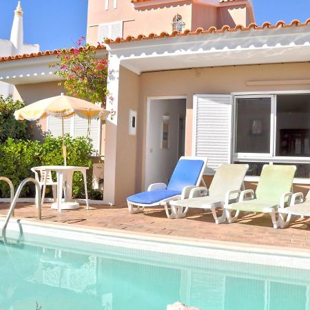 Horacio Villa Is Located Near The Center Of Vilamoura Exterior foto