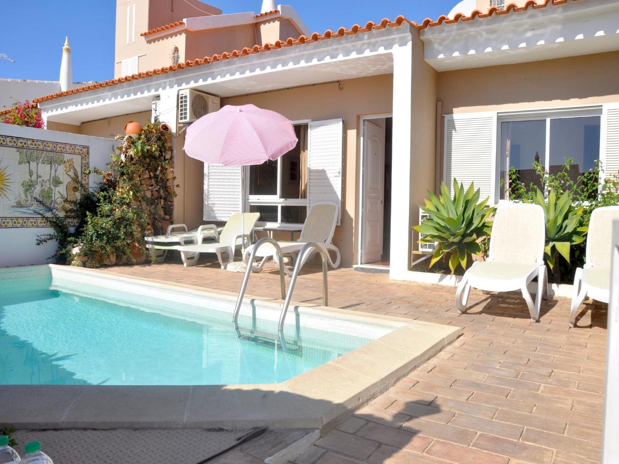 Horacio Villa Is Located Near The Center Of Vilamoura Exterior foto